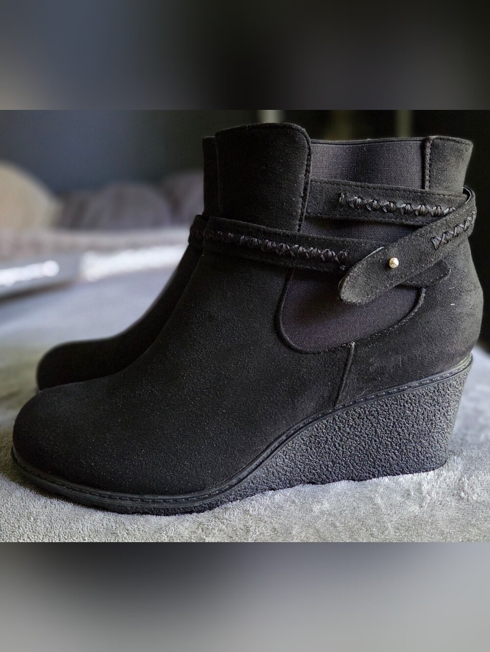 *Never Worn* Black Women's Suede Wedge Ankle Boots 13W